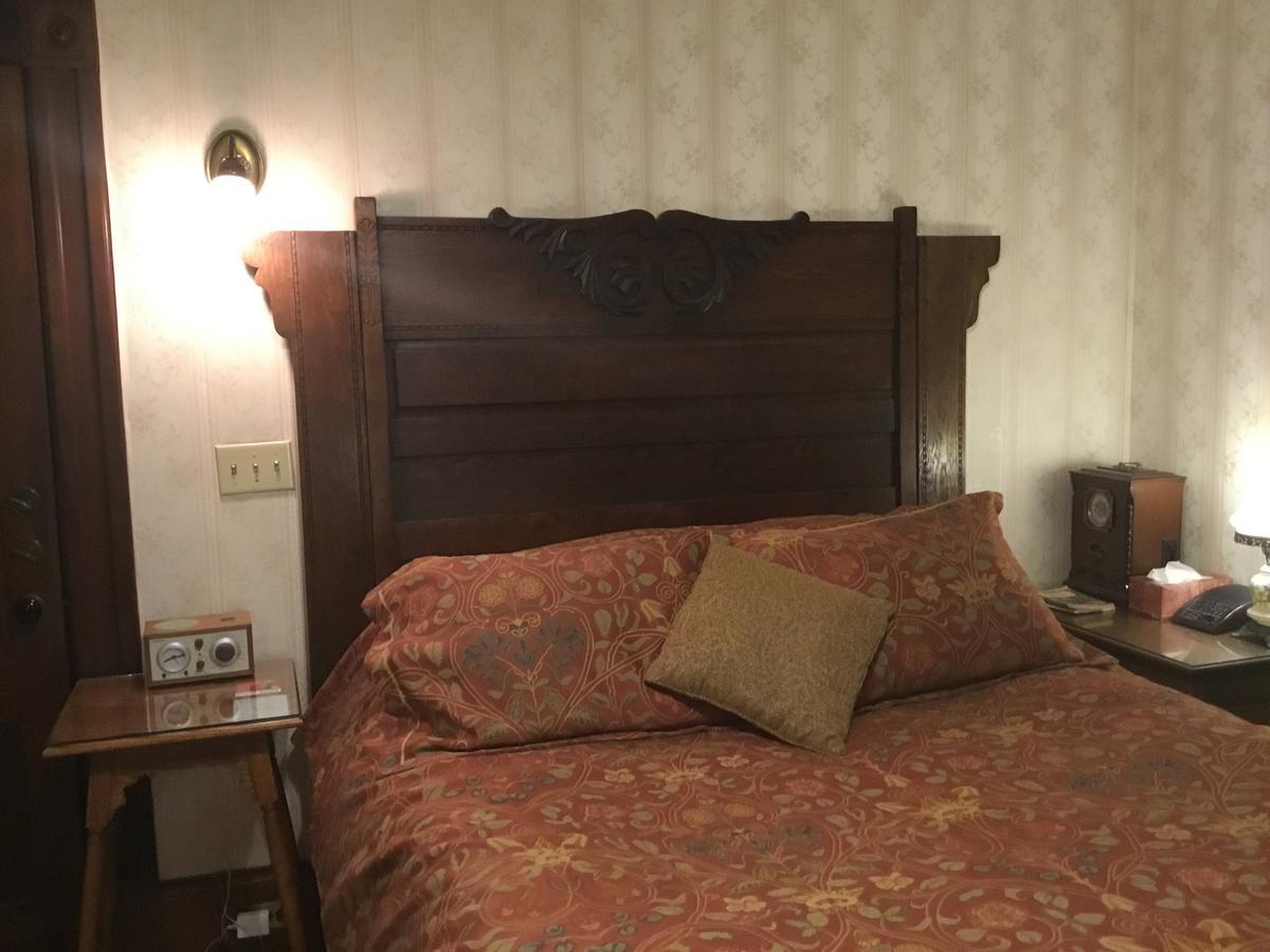 Couette-café Allen House *