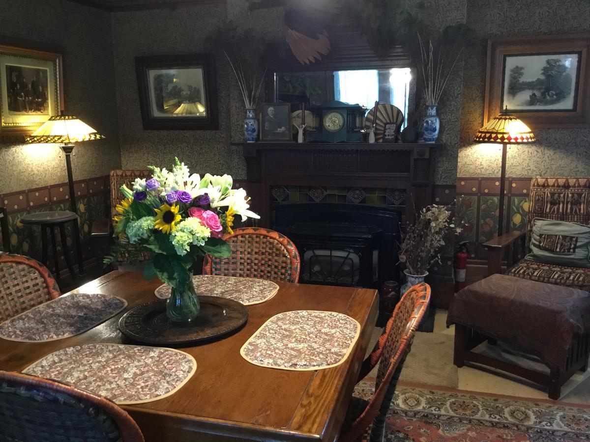 Allen House Couette-café *