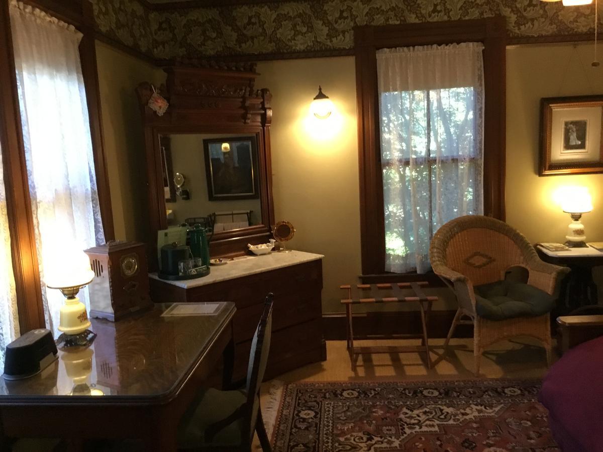 Allen House Couette-café